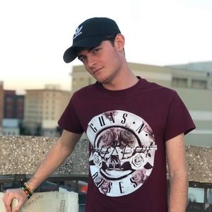 Meet your Posher, Connor